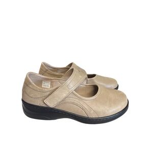 Propet Women's Size 8.5X 2E Tan Leather Mary Jane Comfort Walking Casual Shoes